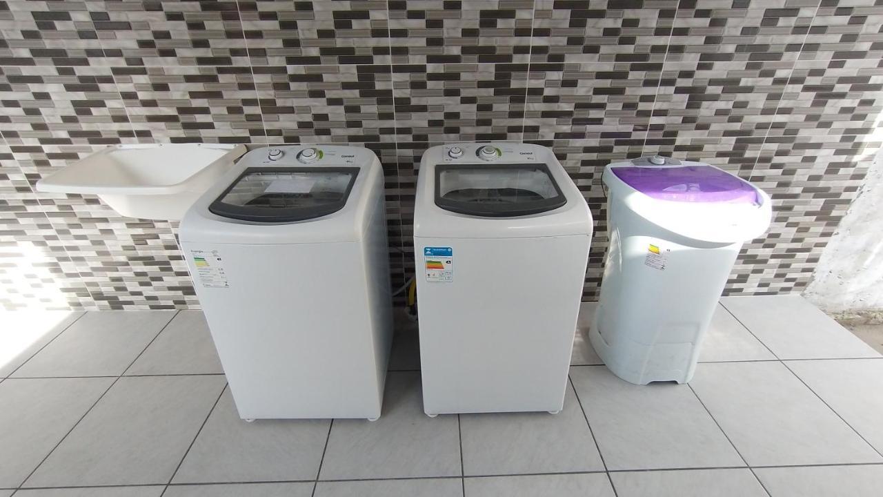 Balneário CamboriúMarco Zero Containers 3アパートメント エクステリア 写真