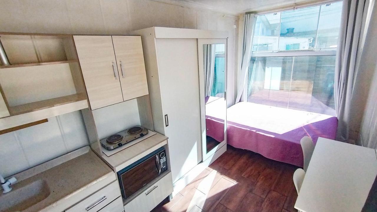 Balneário CamboriúMarco Zero Containers 3アパートメント エクステリア 写真